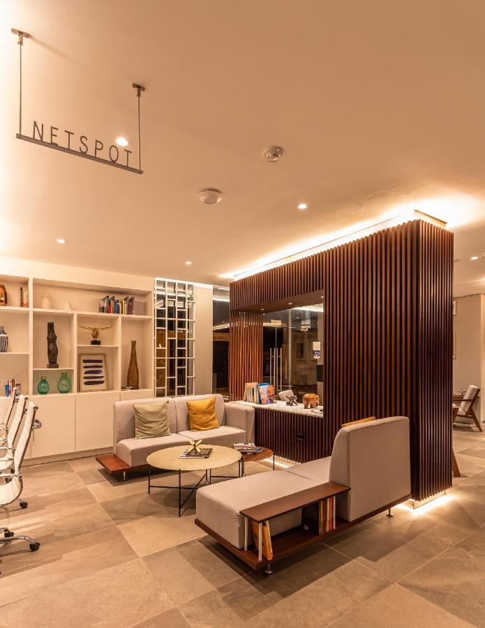 Ontico Urban Design Hotel เมริดา ภายนอก รูปภาพ