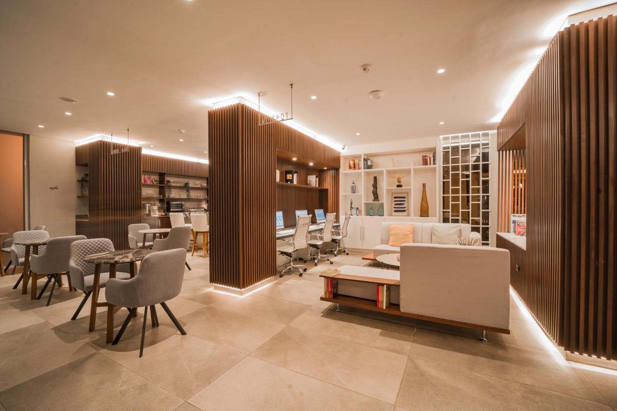 Ontico Urban Design Hotel เมริดา ภายนอก รูปภาพ